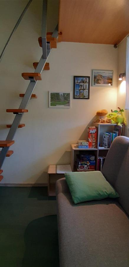 Pogodny Apartament Kudowa Zdroj Ngoại thất bức ảnh